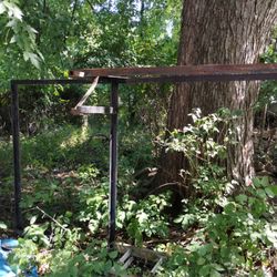 8ft Ladder Rack.  Heavy Duty.....   Also Have Boxes If Interested