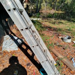 24 Ft Aluminum Extention Ladder