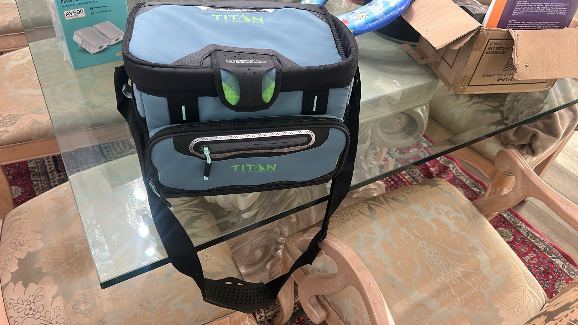 Titan lunch box
