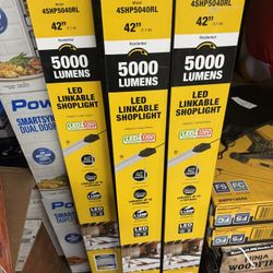 Metalux SHP 42 in. 64-Watt Equivalent, Integrated LED, White Shop Light, 5000 Lumens, 4000K CCT NEW!