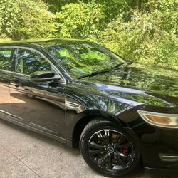 2011 Ford Taurus SEL