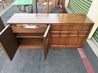Vintage Drexel Compatica Solid Wood Credenza/Dresser