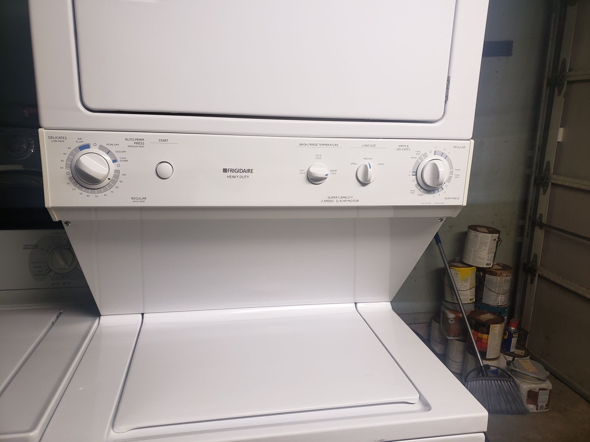FRIGIDAIRE STACKABLE WASHER AND ELECTRIC DRYER for Sale in Houston, TX