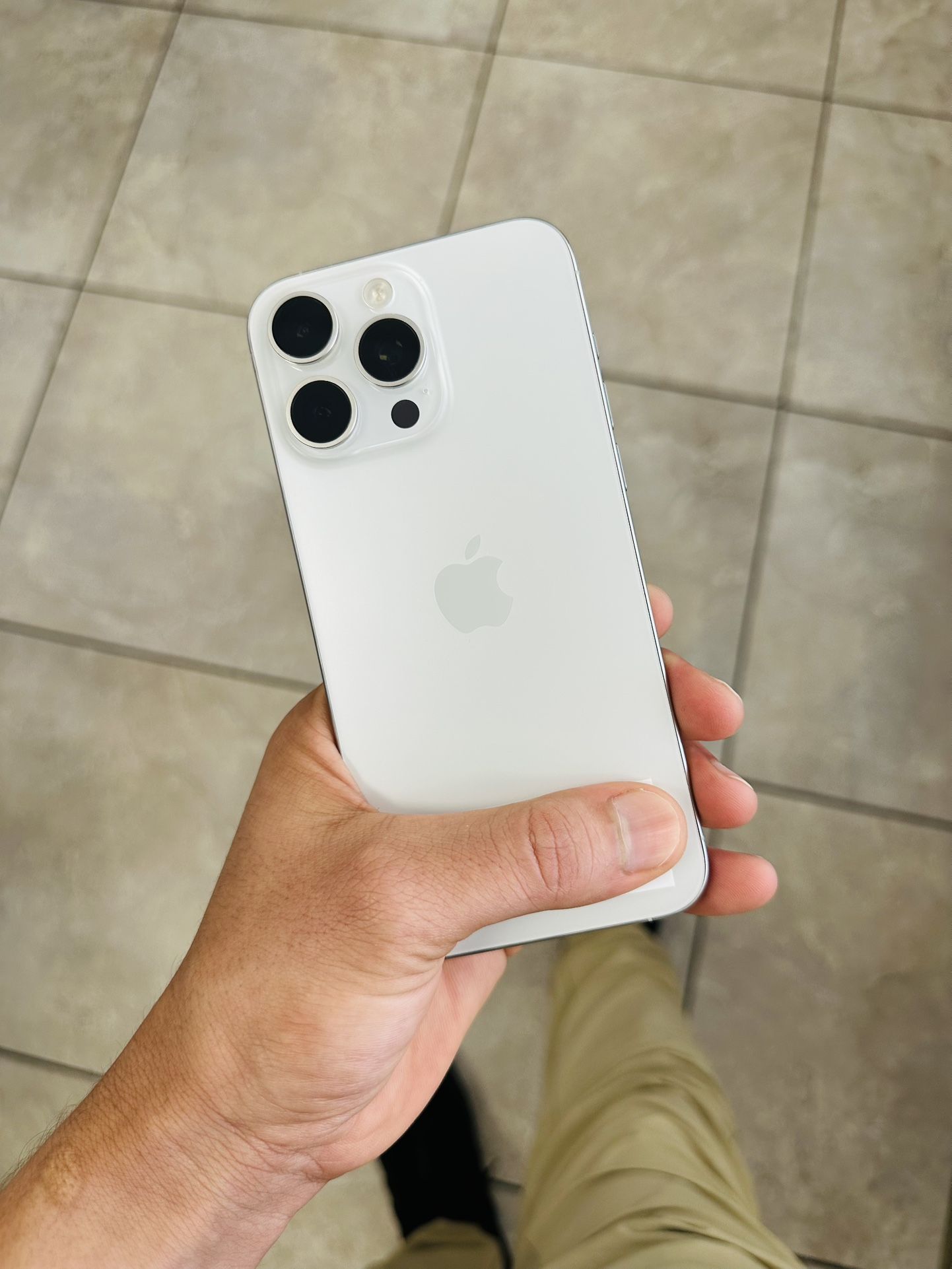 iPhone 15 Pro Max Unlocked