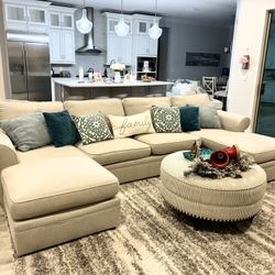 Gorgeous Pottery Barn U Sectional Sofa 