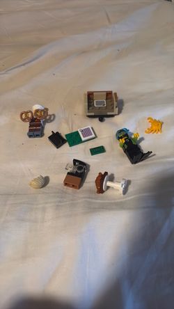 Diver and baker Lego figs