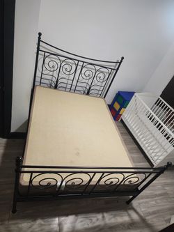 Metal Bed frame and spring
