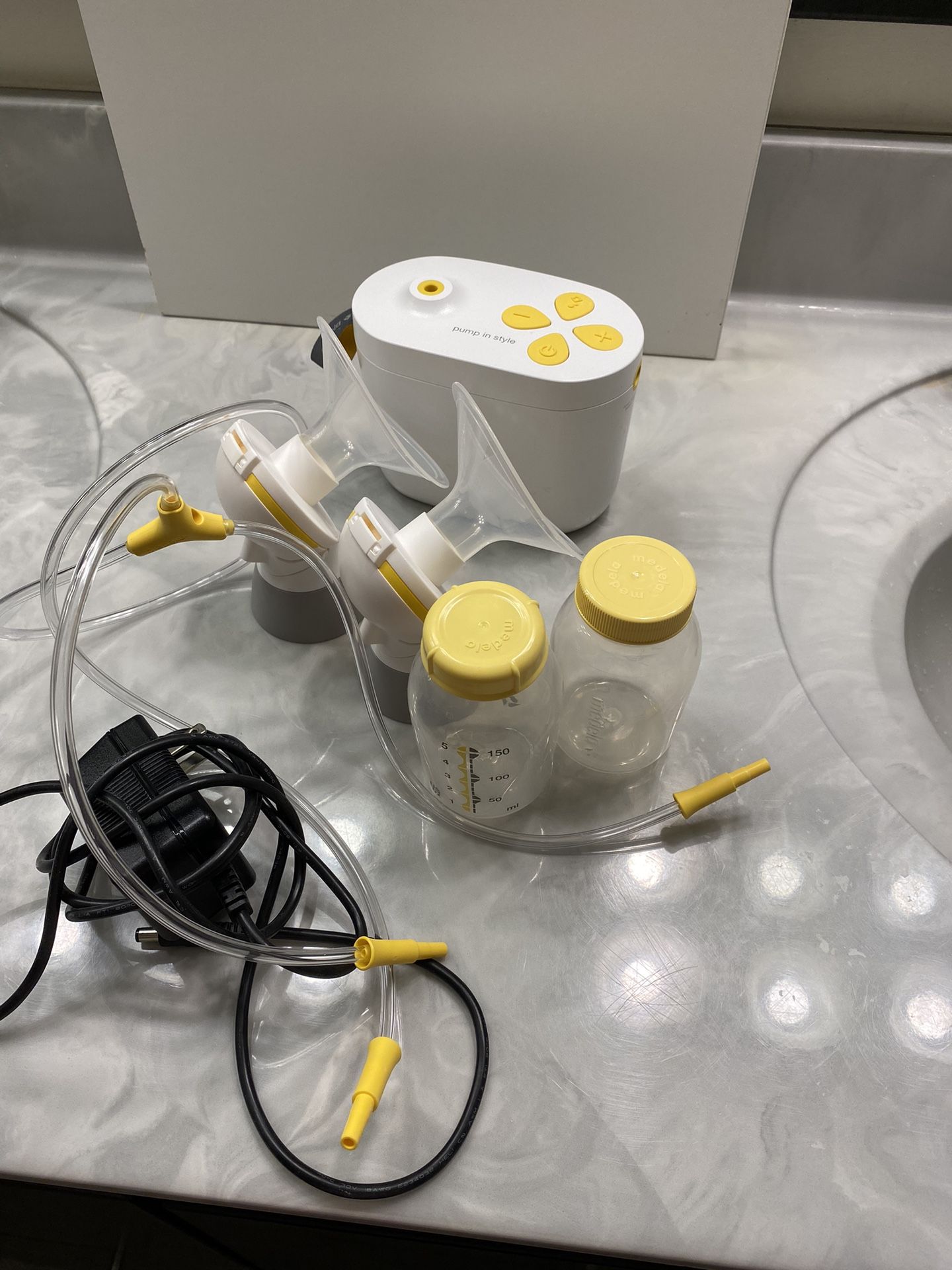 Medela Pump In Style Maxflow