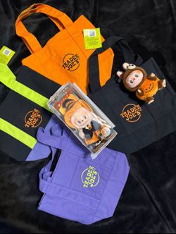 Trader Joe’s Halloween tote bag