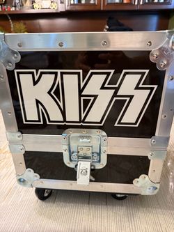 Rare 2014 KISS KISSTERIA: The Ultimate Vinyl Road Case limited-edition collector set. Numbered #0811 of only 1,000 produced worldwide.