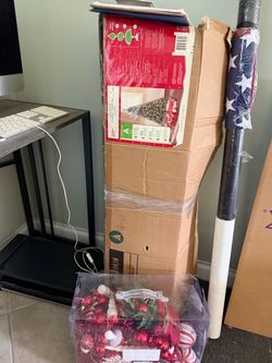 Holiday Living 6.5 ft Pre-Lit Artificial Christmas Tree