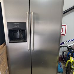 Frigidaire Refrigerator