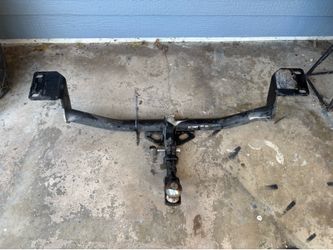 2003-2008 Toyota Matrix Pontiac Vibe Tow Trailer Hitch