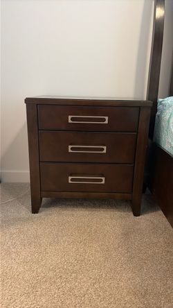 Night stand