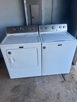 Maytag Washer and Dryer Set