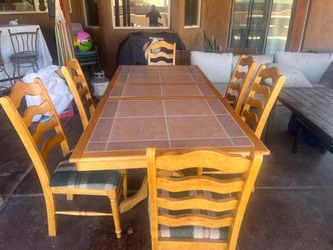 Dinning Table