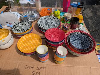 6 Piece Dish Set with Mixing Bowls and Sauce Bowls