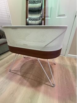 Snoo Smart Sleeper Baby Bassinet