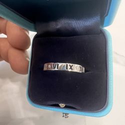 Tiffany & Co Atlas ring