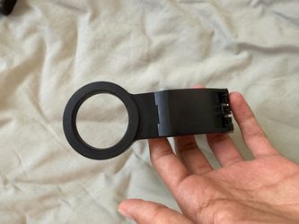 MagSafe phone stand that connects to the steering wheel