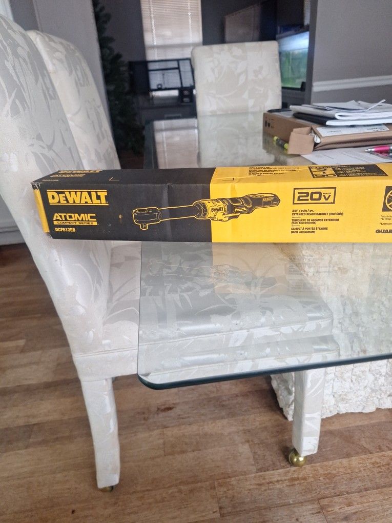 Dewalt Atomic Compact Series 20v Extended Reach Ratchet