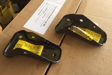 Lower trailing arms
