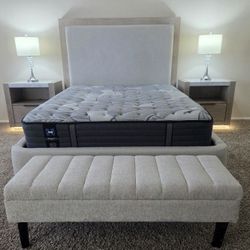 Modern Bedroom Set