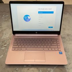 HP 14-CF2112WM Laptop & Charger