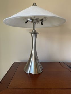 2 Matching Lamps