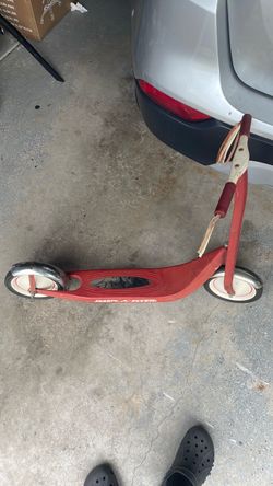 Radio Flyer Red Classic Kick Scooter