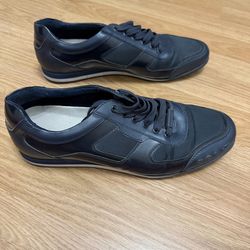 Kenneth Cole Men's Dark Blue Sneakers Size 9