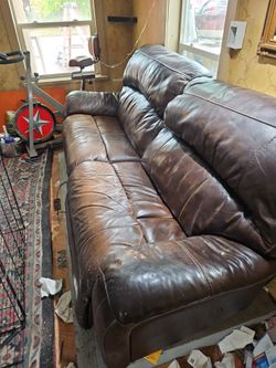 Very nice leather recliner  cheap $25