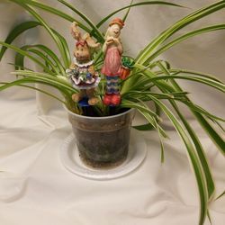Plant Figurine Sitters /decor