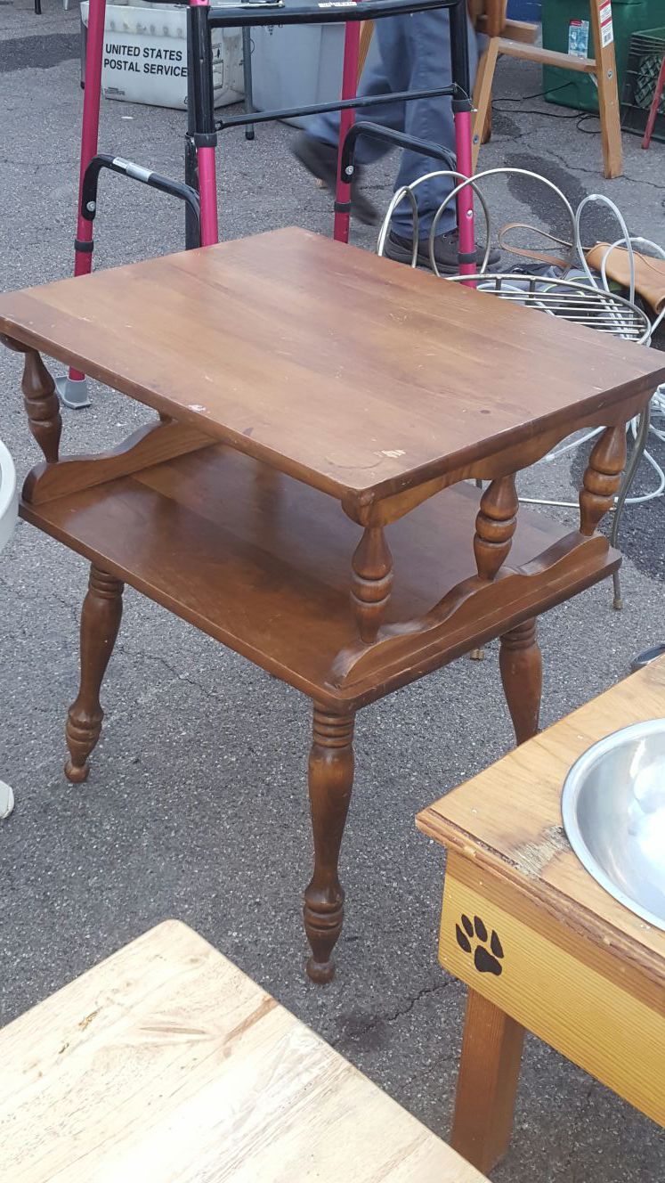 antique table , mesa antigua