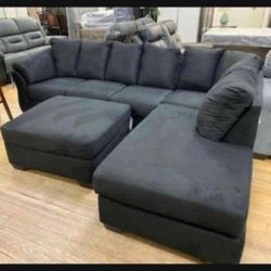 Best Price 💥 Cozy Huge Black Darcy Couch Sectional With Chaise 🤩 Brand New 👍 Sofa / Living Room Set 