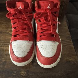 Air Jordan Retro 1 Kids Size 13c