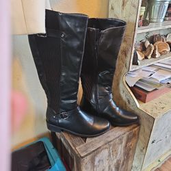 Black Boots