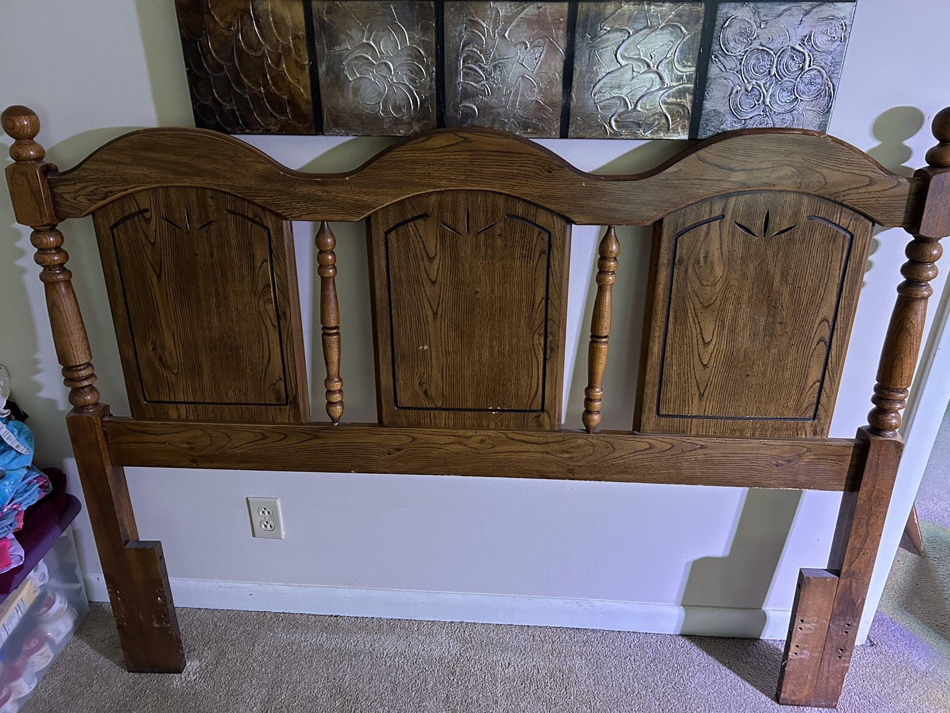 Full/Queen Bedroom Suit