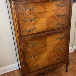 Chest of Drawers - Antique