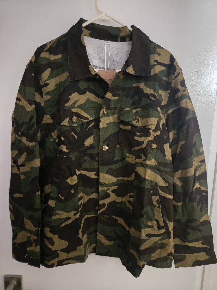 Camouflage Jacket Men's XL
