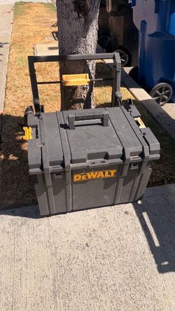 DeWalt ToughSystem Rolling Tool Box