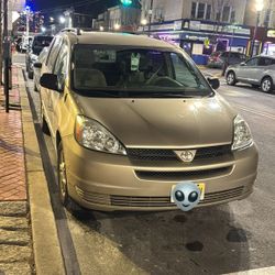 2005 Toyota Sienna