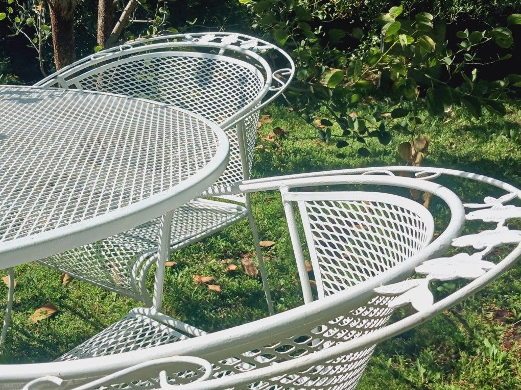 VINTAGE 1970's Russell Woodard Wrought Iron 48" Table & 4 Classic Tub Chairs Patio/Deck * Garden.