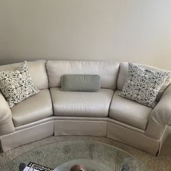 Curved Sofas 