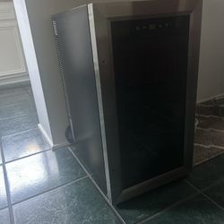 Nutrichef Wine Fridge