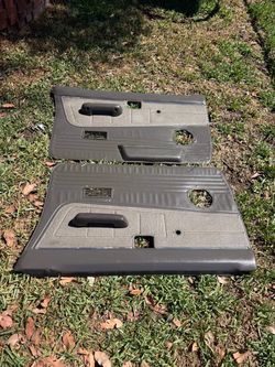 Nissan hardbody door panels
