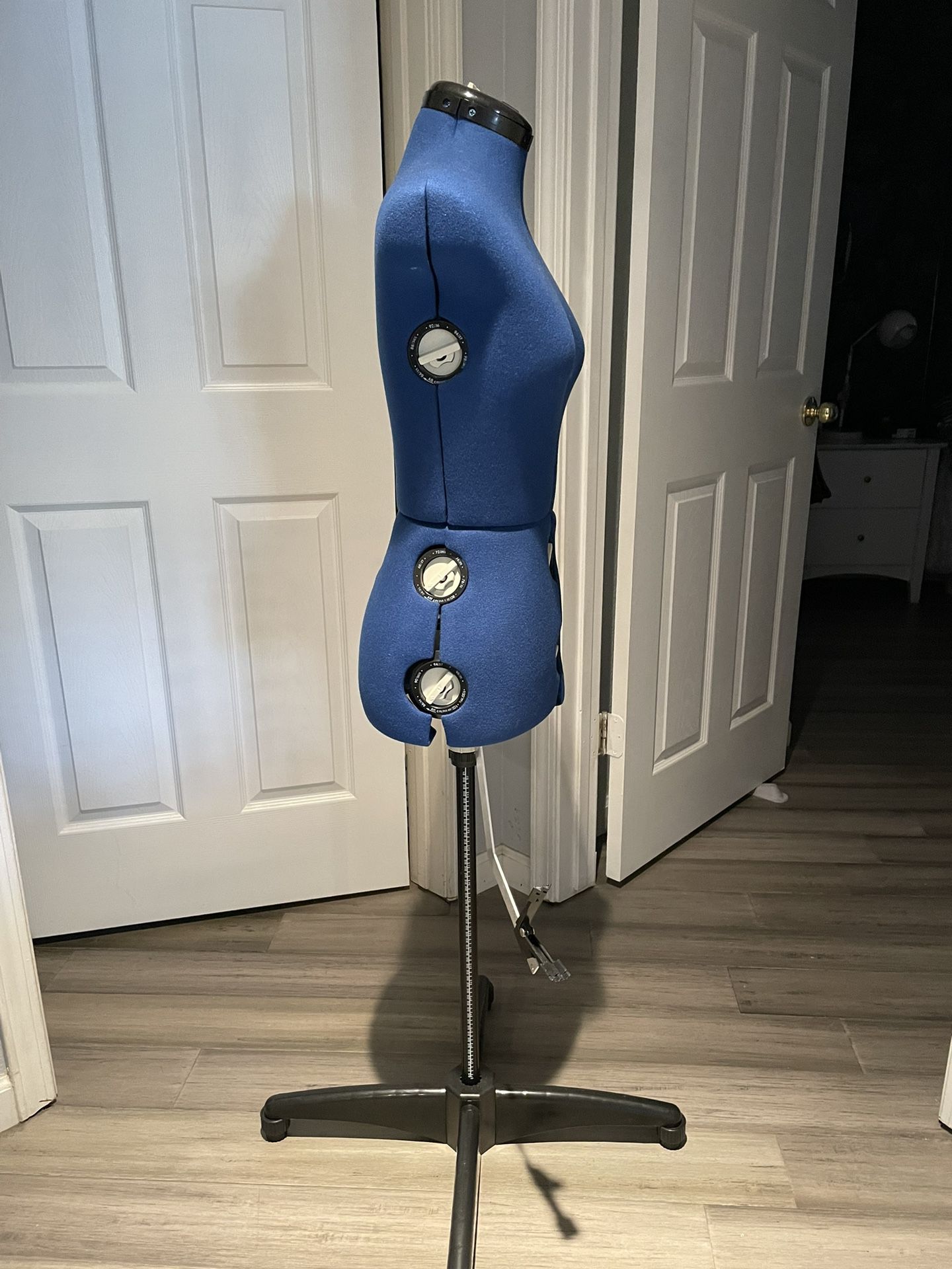 Mannequin Body With Stand 