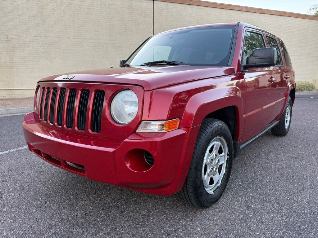 2010 JEEP PATRIOT, CLEAN AUTO-CHECK, COLD AC, NICE SUV, RUNS GREAT, FINANCE AVAILABLE π