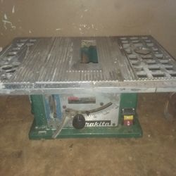 Makita Table Saw 