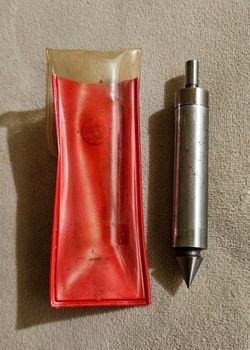 Starrett 827B Edge Finders, Double End, With Pointed Contact w/original red Case